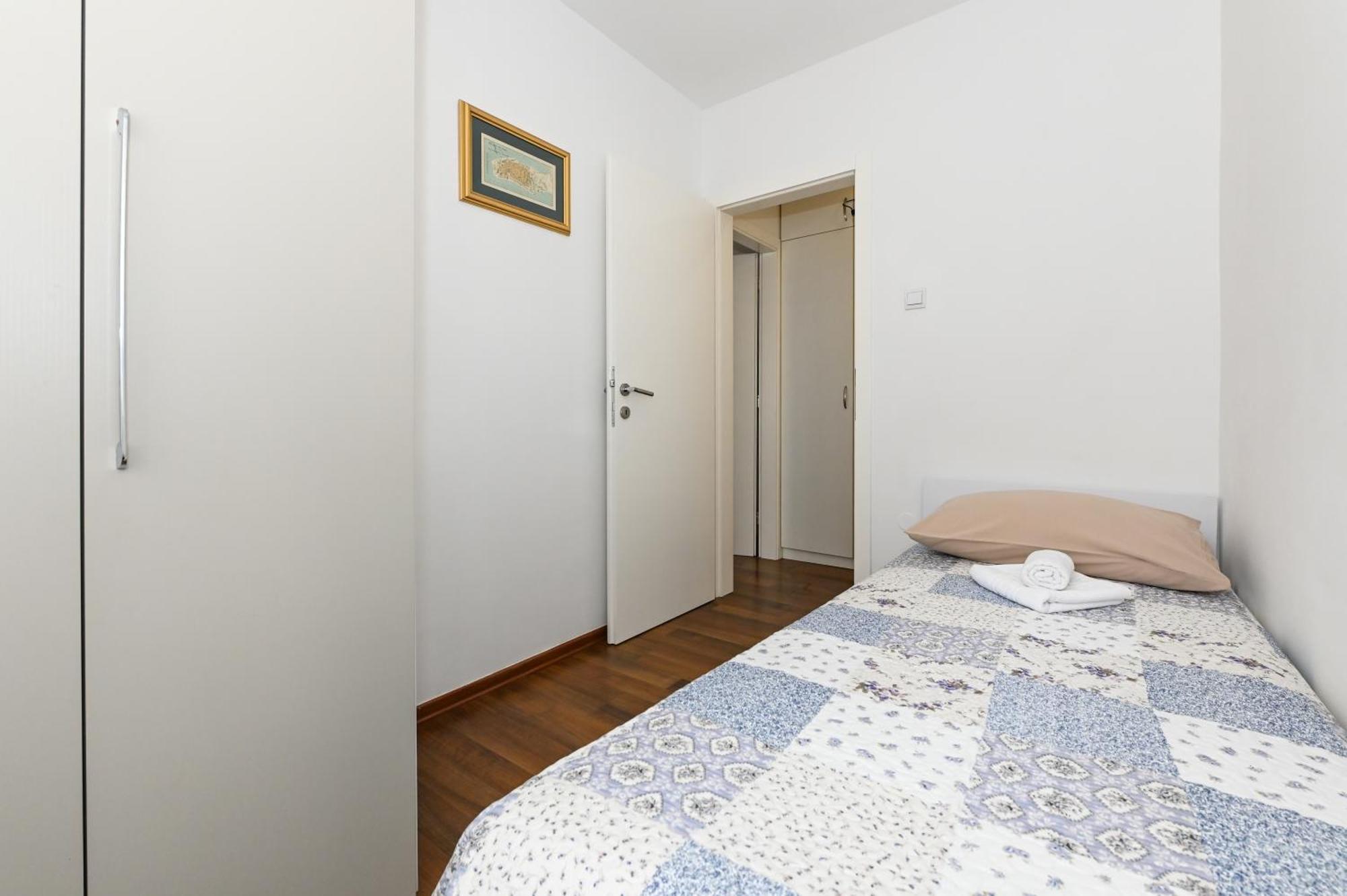 Apartment Aldora Задар Екстериор снимка